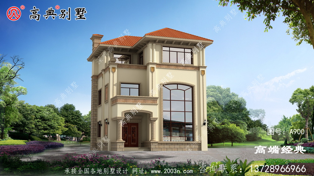 歐式三層別墅,功能齊全、山清水秀,非常適合養(yǎng)老生活。